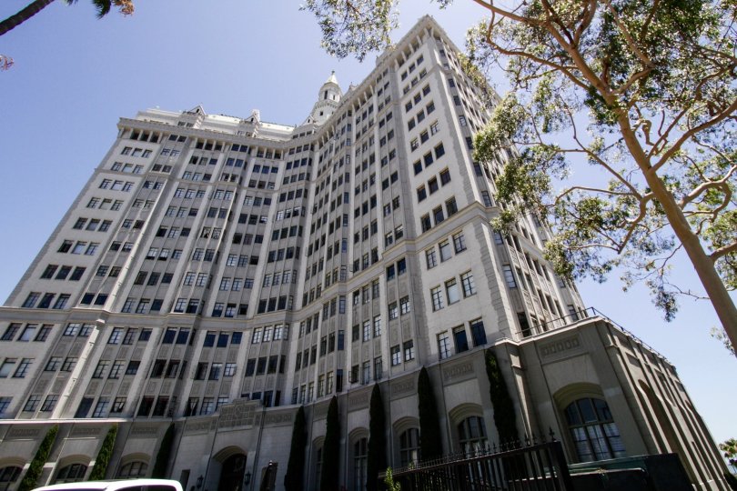 Villa Riviera Condos, Lofts & Townhomes For Sale Villa Riviera Real Estate Villa Riviera