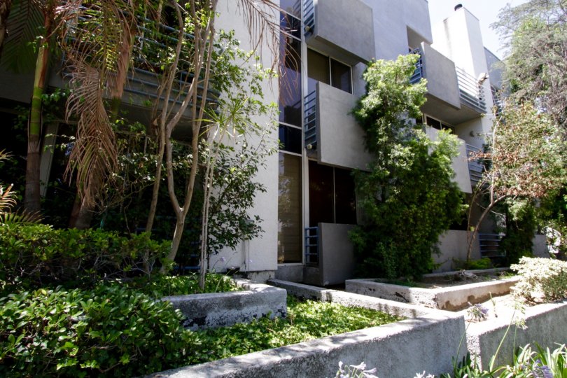 5151 Balboa Blvd Condos, Lofts & Townhomes For Sale 5151 Balboa Blvd