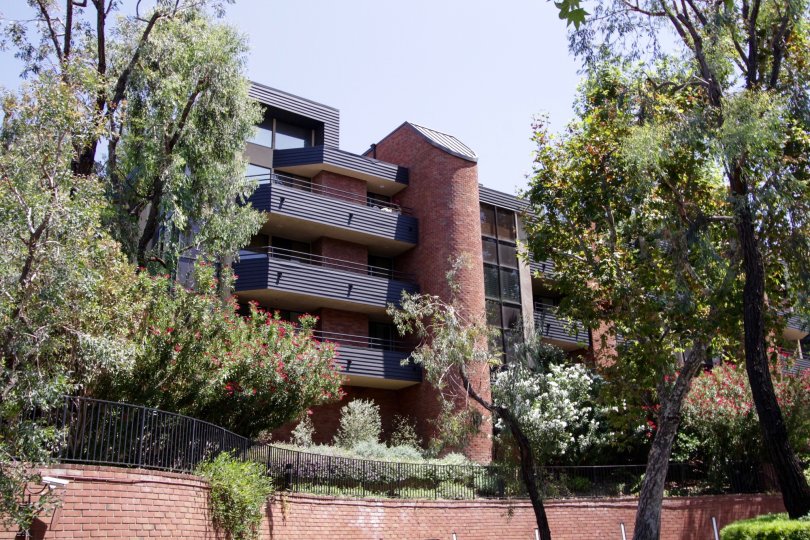 Encino Towers Condos, Lofts & Townhomes For Sale Encino Towers Real