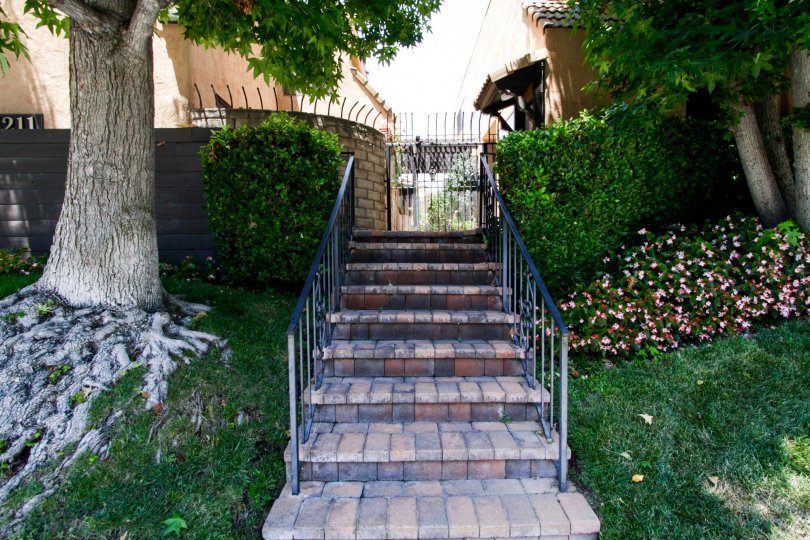 Park Lane Condos, Lofts & Townhomes For Sale Park Lane Real Estate Park Lane, Encino CA