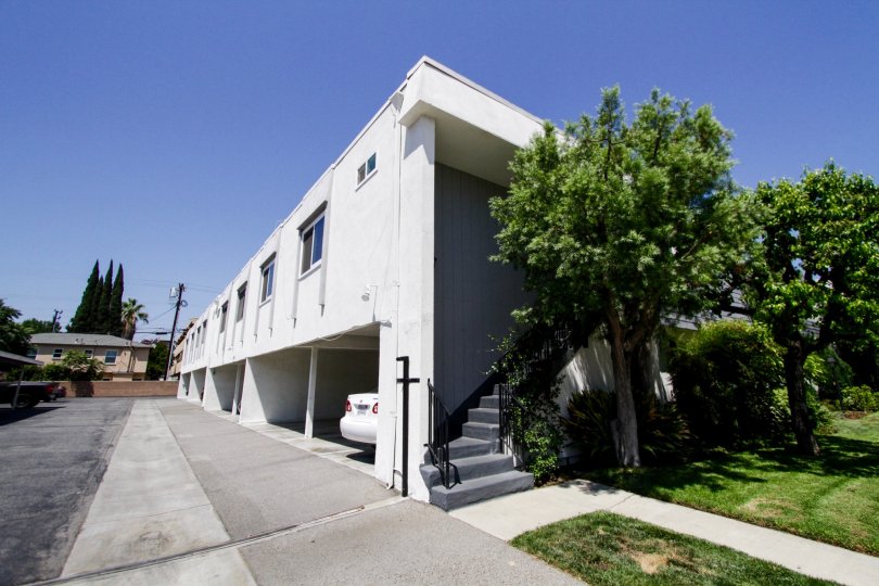 Toluca Continental Townhomes Condos, Lofts & Townhomes For Sale