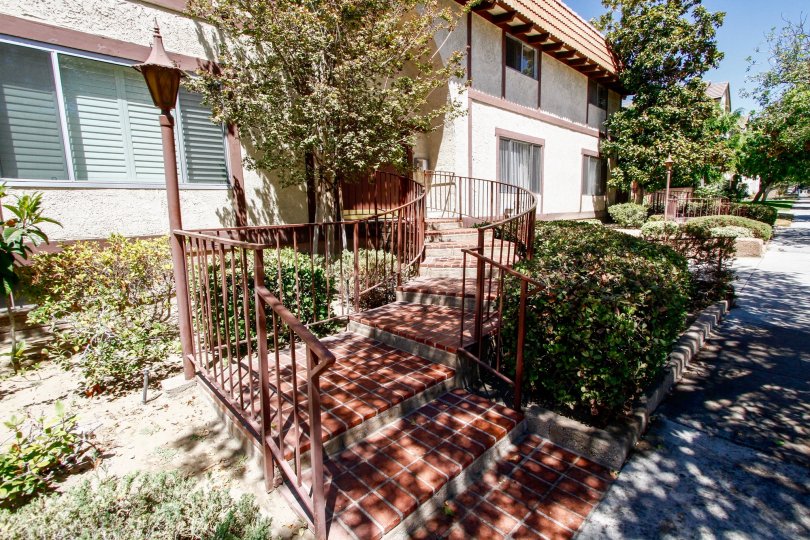 Casa de Oro Condos, Lofts & Townhomes For Sale Casa de Oro Real