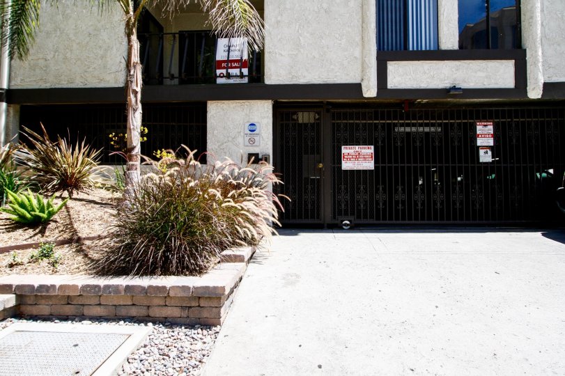 El Patio De La Vista Condos, Lofts & Townhomes For Sale El Patio De