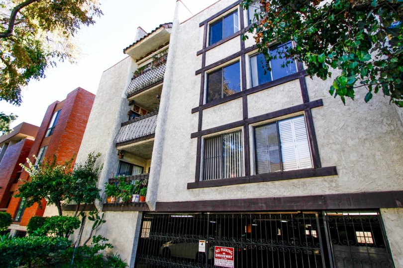 El Patio De Oro Condos, Lofts & Townhomes For Sale El Patio De Oro