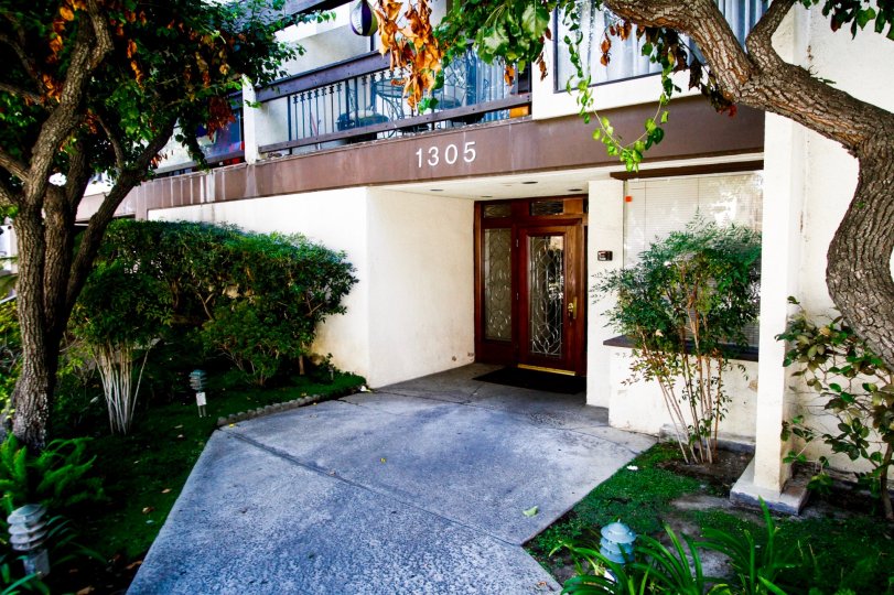 Glendale Executive Townhomes Condos, Lofts & Townhomes For Sale Glendale Executive Townhomes