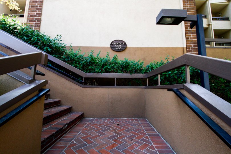 Glendale Oaks Condos, Lofts & Townhomes For Sale Glendale Oaks Real