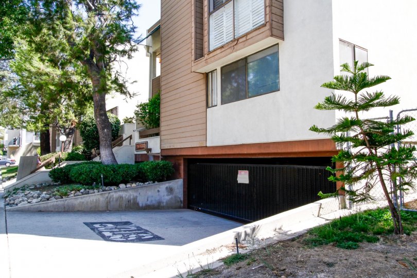 Glendale Woods Condos, Lofts & Townhomes For Sale Glendale Woods Real