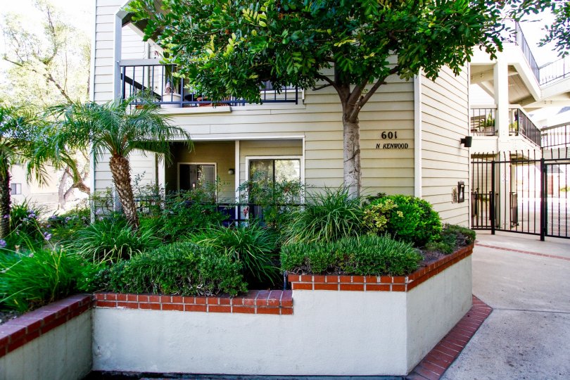 Kenwood Village Condos, Lofts & Townhomes For Sale Kenwood Village