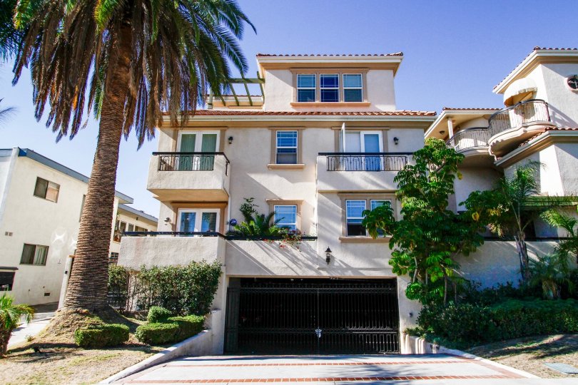 Milford Villas Condos, Lofts & Townhomes For Sale Milford Villas Real