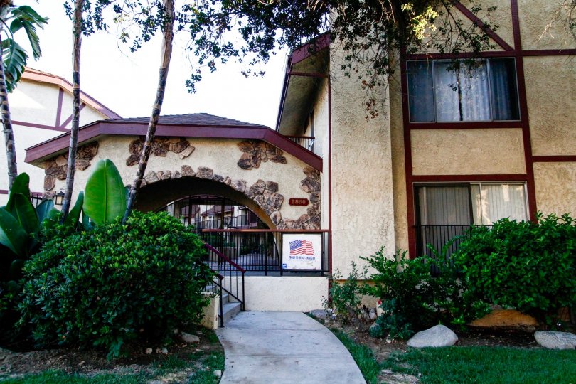 Montrose Villas Condos, Lofts & Townhomes For Sale Montrose Villas Real Estate Montrose