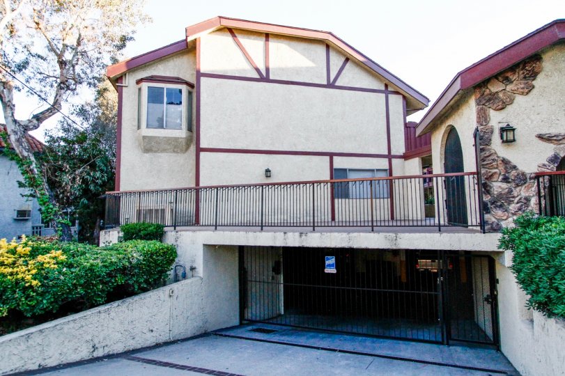 Montrose Villas Condos, Lofts & Townhomes For Sale Montrose Villas