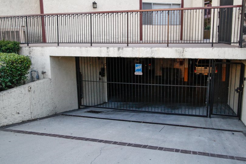 Montrose Villas Condos, Lofts & Townhomes For Sale Montrose Villas