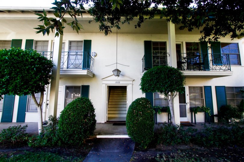 Oakmont Manor Condos, Lofts & Townhomes For Sale Oakmont Manor Real