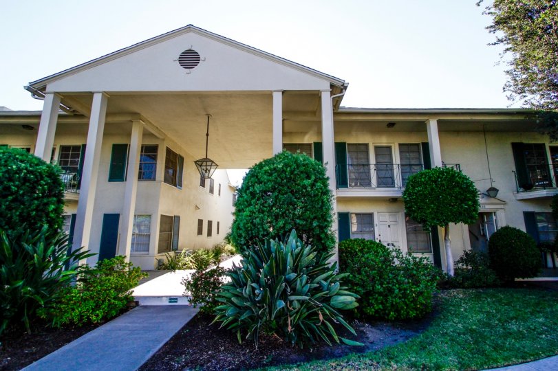 Oakmont Manor Condos, Lofts & Townhomes For Sale Oakmont Manor Real