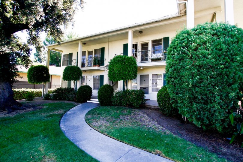 Oakmont Manor Condos, Lofts & Townhomes For Sale Oakmont Manor Real