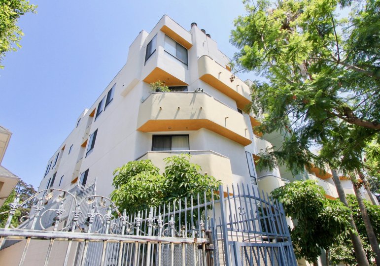 Hancock Park Regency Condos, Lofts & Townhomes For Sale Hancock Park