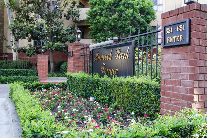 Hancock Park Terrace Condos, Lofts & Townhomes For Sale Hancock Park