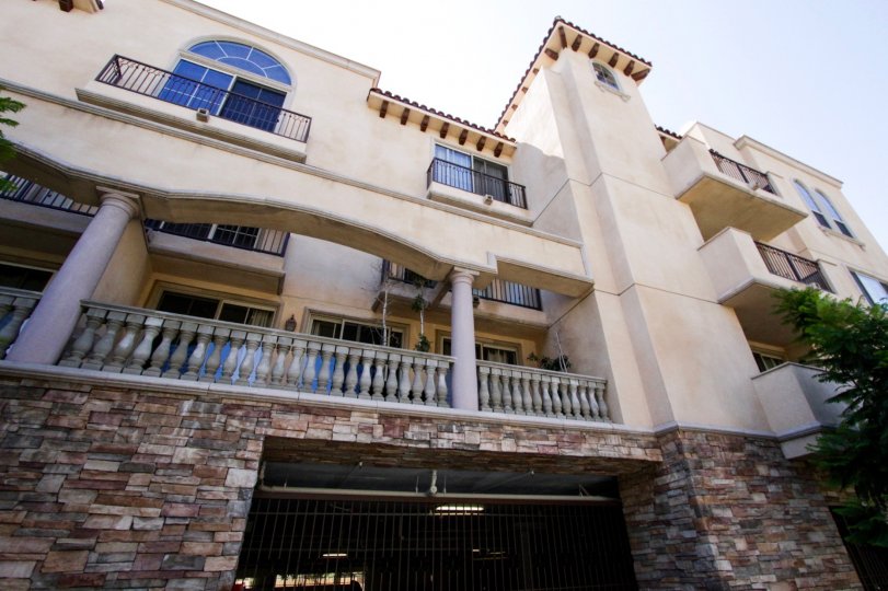 Villa La Pietra Condos, Lofts & Townhomes For Sale Villa La Pietra