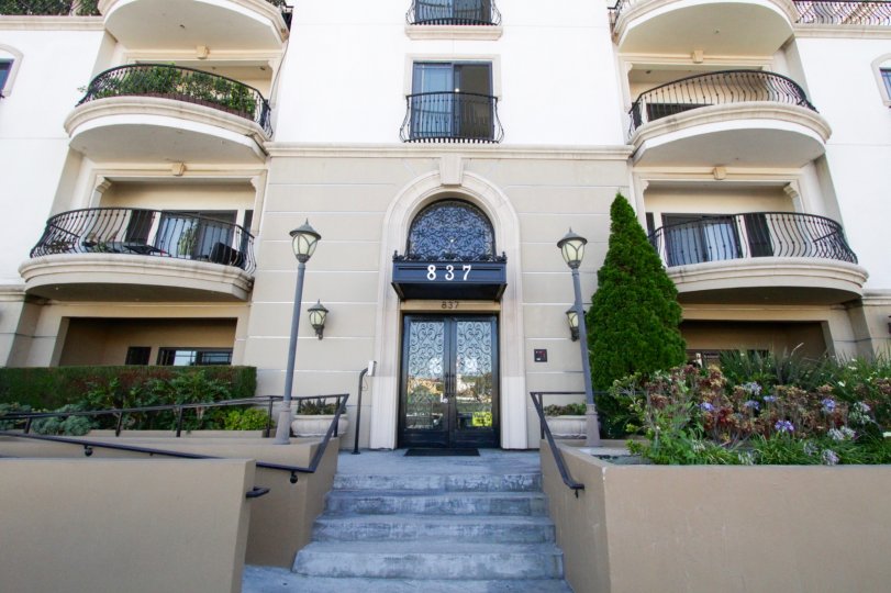 Wilshire Park Villa Condos, Lofts & Townhomes For Sale Wilshire Park