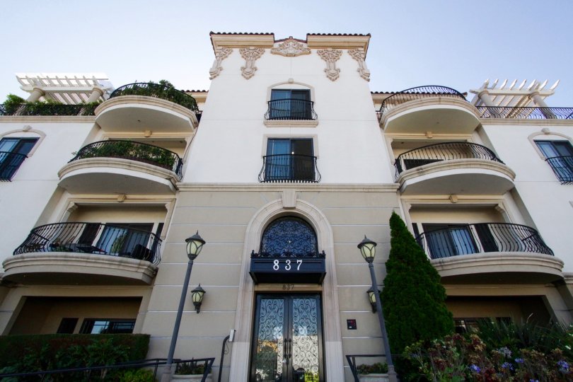 Wilshire Park Villa Condos, Lofts & Townhomes For Sale Wilshire Park