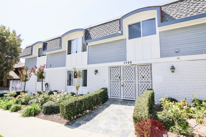 Newport Loma Condos, Lofts & Townhomes For Sale Newport Loma Real Estate Newport Loma, Long