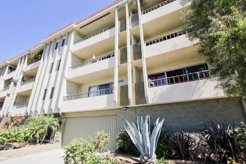 Redondo Plaza Condominiums Condos, Lofts & Townhomes For Sale Redondo