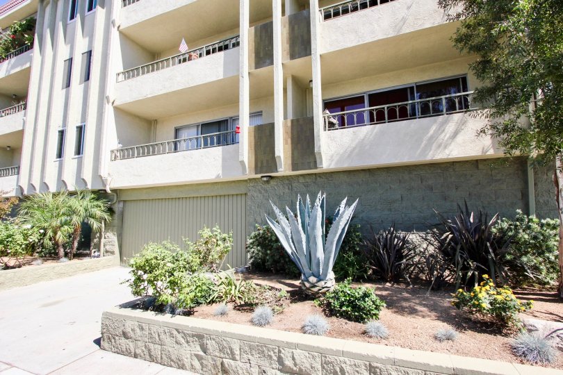 Redondo Plaza Condominiums Condos, Lofts & Townhomes For ...