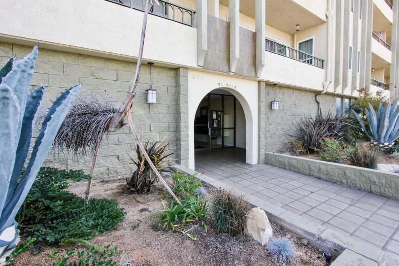 Redondo Plaza Condominiums Condos, Lofts & Townhomes For Sale Redondo