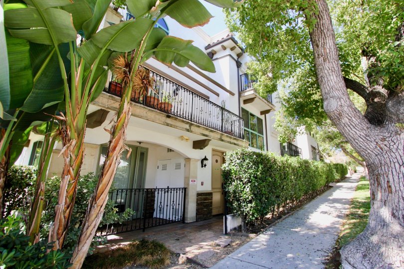 4301 Los Feliz Blvd Condos, Lofts & Townhomes For Sale 4301 Los Feliz