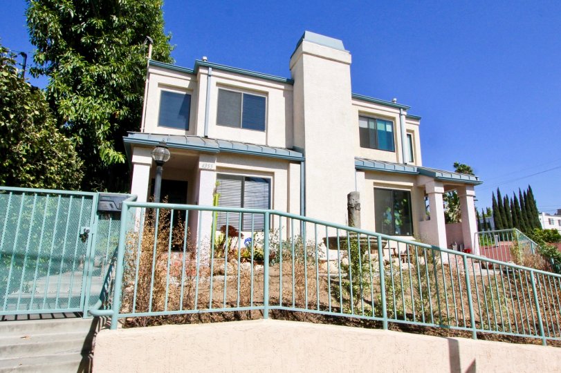 Clayton Avenue Condos, Lofts & Townhomes For Sale Clayton Avenue Real