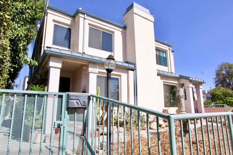 Clayton Avenue Condos, Lofts & Townhomes For Sale Clayton Avenue Real