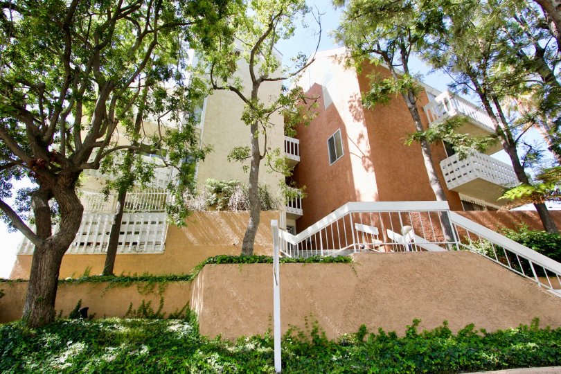 Griffith Park Garden Estates Condos, Lofts & Townhomes For Sale