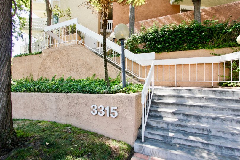 Griffith Park Garden Estates Condos, Lofts & Townhomes For Sale