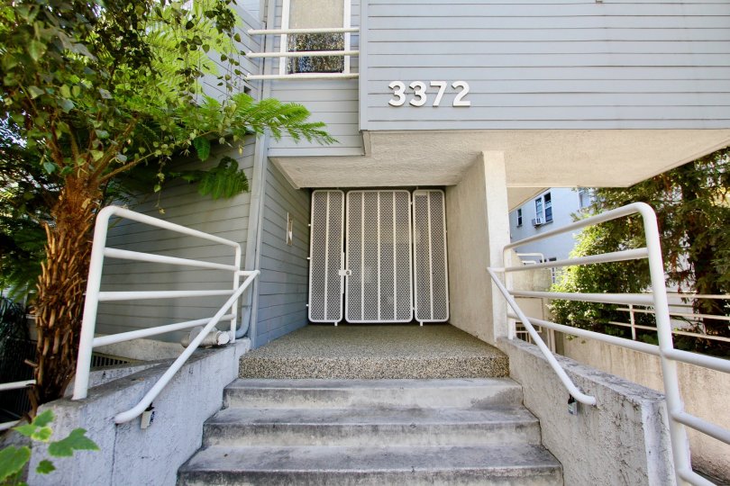 Los Feliz Villas Condos, Lofts & Townhomes For Sale Los Feliz Villas