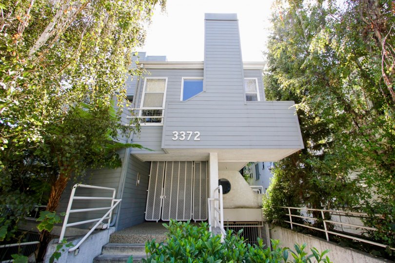 Los Feliz Villas Condos, Lofts & Townhomes For Sale Los Feliz Villas