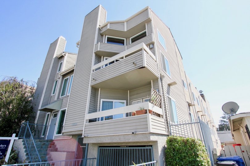 11938 Courtleigh Condos, Lofts & Townhomes For Sale 11938 Courtleigh