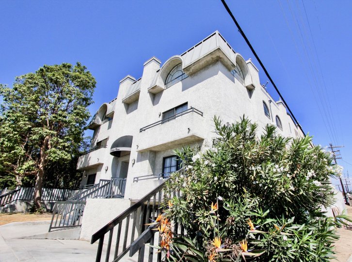 3647 Ocean View Ave
