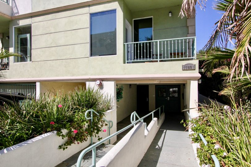 Avon Villas Condos, Lofts & Townhomes For Sale Avon Villas Real