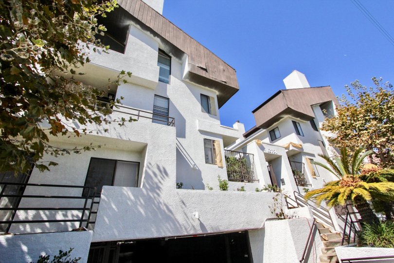 Pacific Breeze II Condos, Lofts & Townhomes For Sale | Pacific Breeze