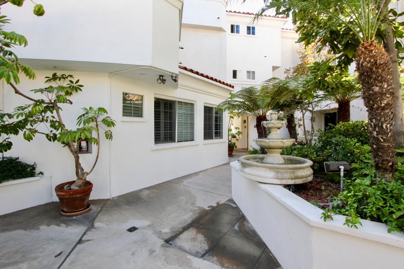 Westdale Village Condos, Lofts & Townhomes For Sale Westdale Village