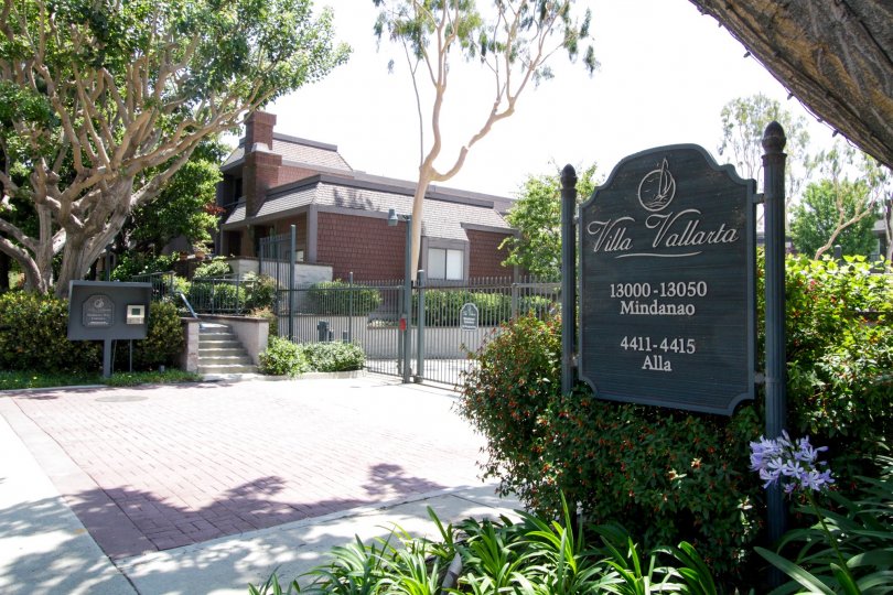 Villa Alicante Condos, Lofts & Townhomes For Sale Villa Alicante Real