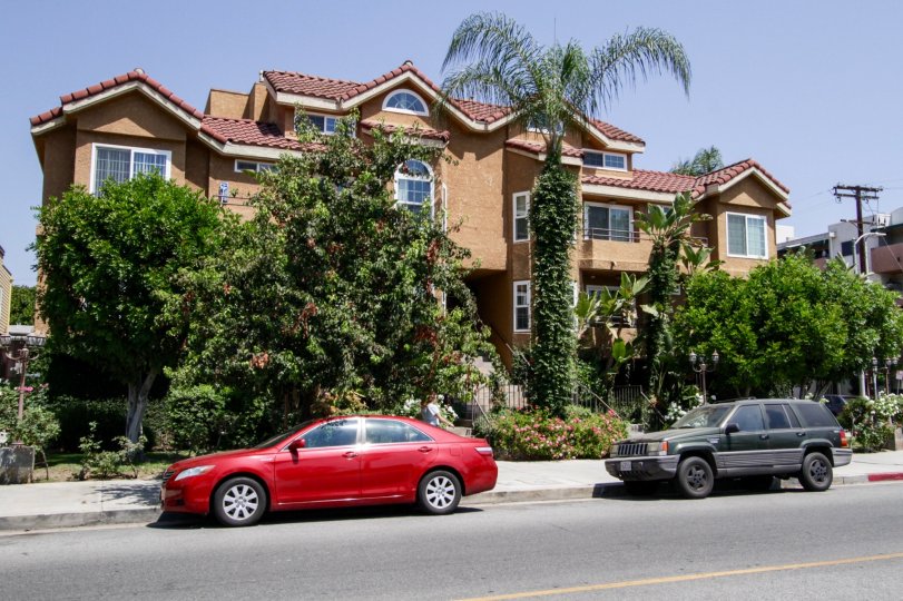 5102 Tujunga Ave Condos, Lofts & Townhomes For Sale 5102 Tujunga Ave