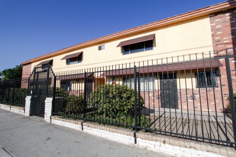 7904 Laurel Canyon Blvd Condos, Lofts & Townhomes For Sale 7904