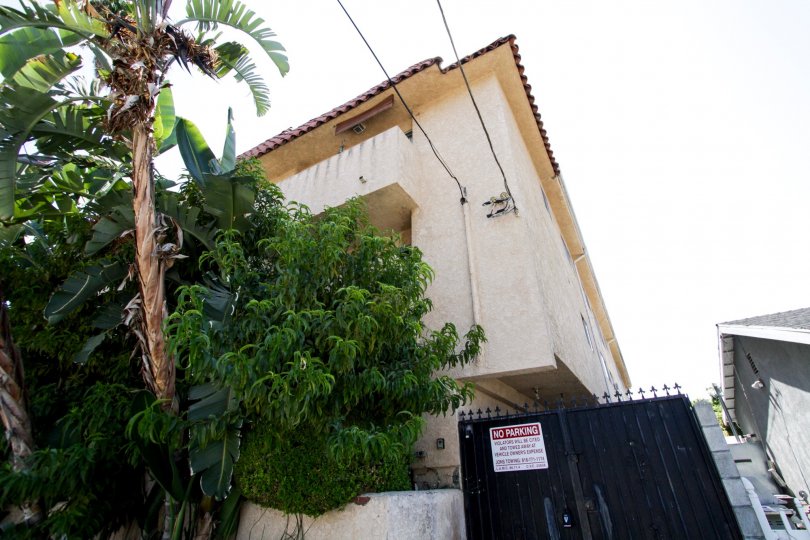 Denny Manor Condos, Lofts & Townhomes For Sale Denny Manor Real