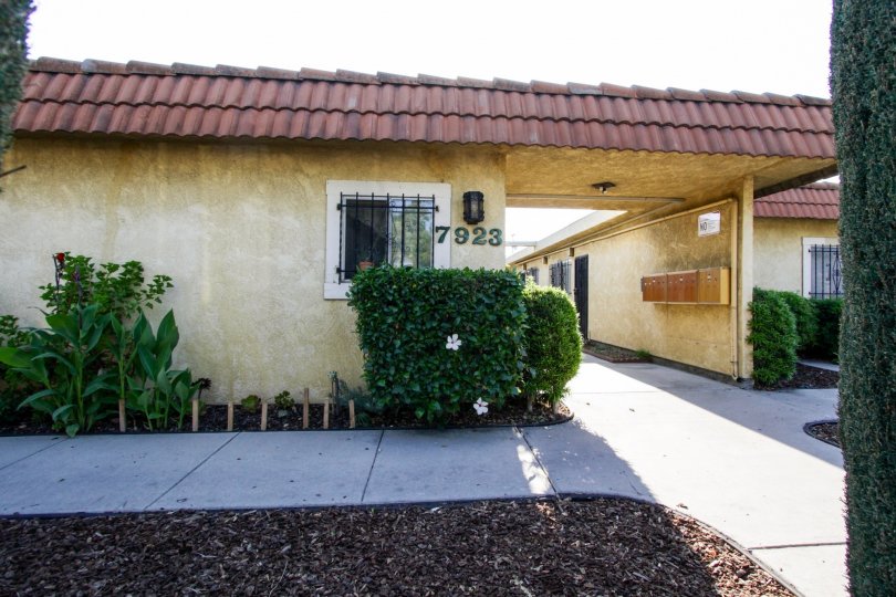 Laurel Canyon Villas Condos, Lofts & Townhomes For Sale Laurel Canyon