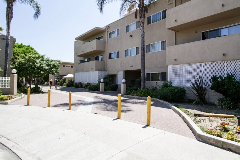 North Hollywood Terrace Condos, Lofts & Townhomes For Sale North