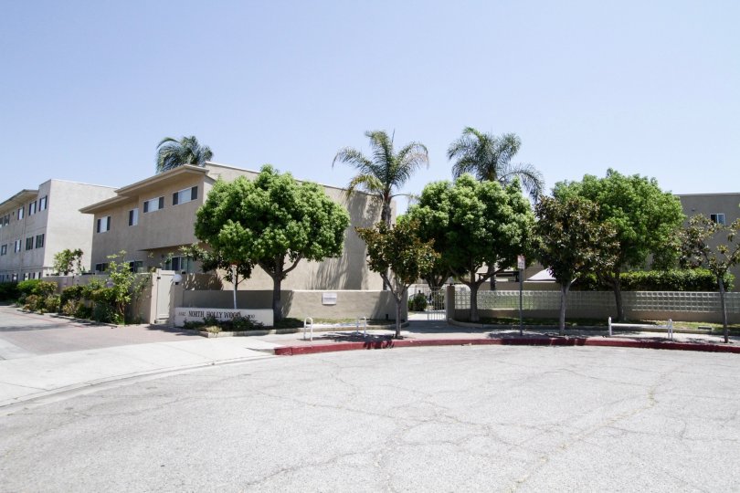 North Hollywood Terrace Condos, Lofts & Townhomes For Sale North