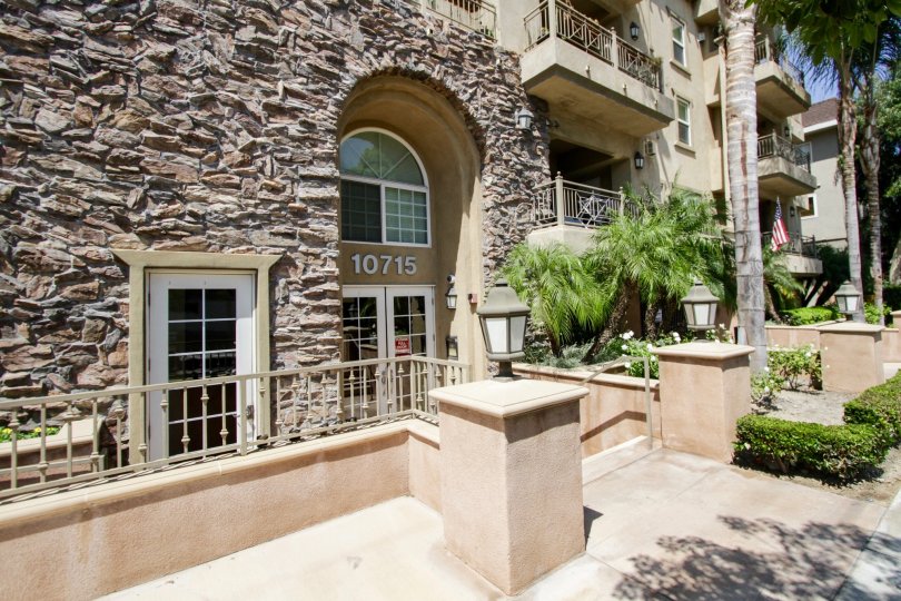 Park Toluca Condos, Lofts & Townhomes For Sale Park Toluca Real Estate Park Toluca, North