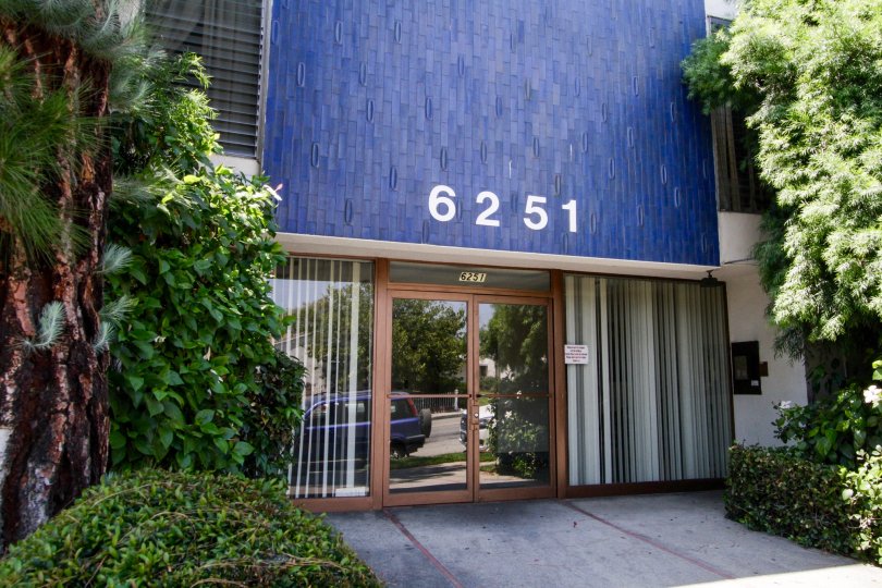 Sutton Terrace North Condos, Lofts & Townhomes For Sale Sutton