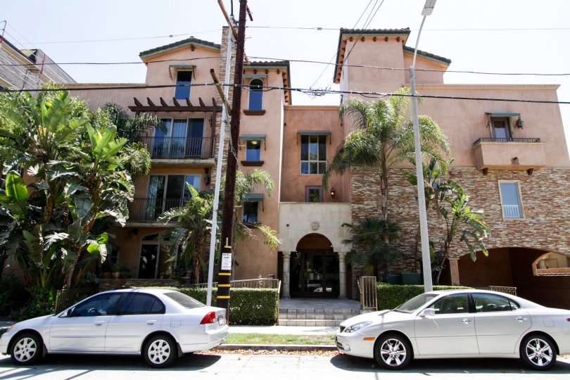 Toluca Lake Villas Condos, Lofts & Townhomes For Sale Toluca Lake